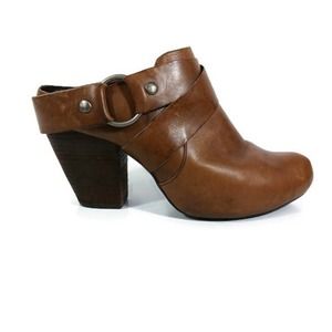 S822 $220 GUC Kork Ease Ankle Boots sz 7